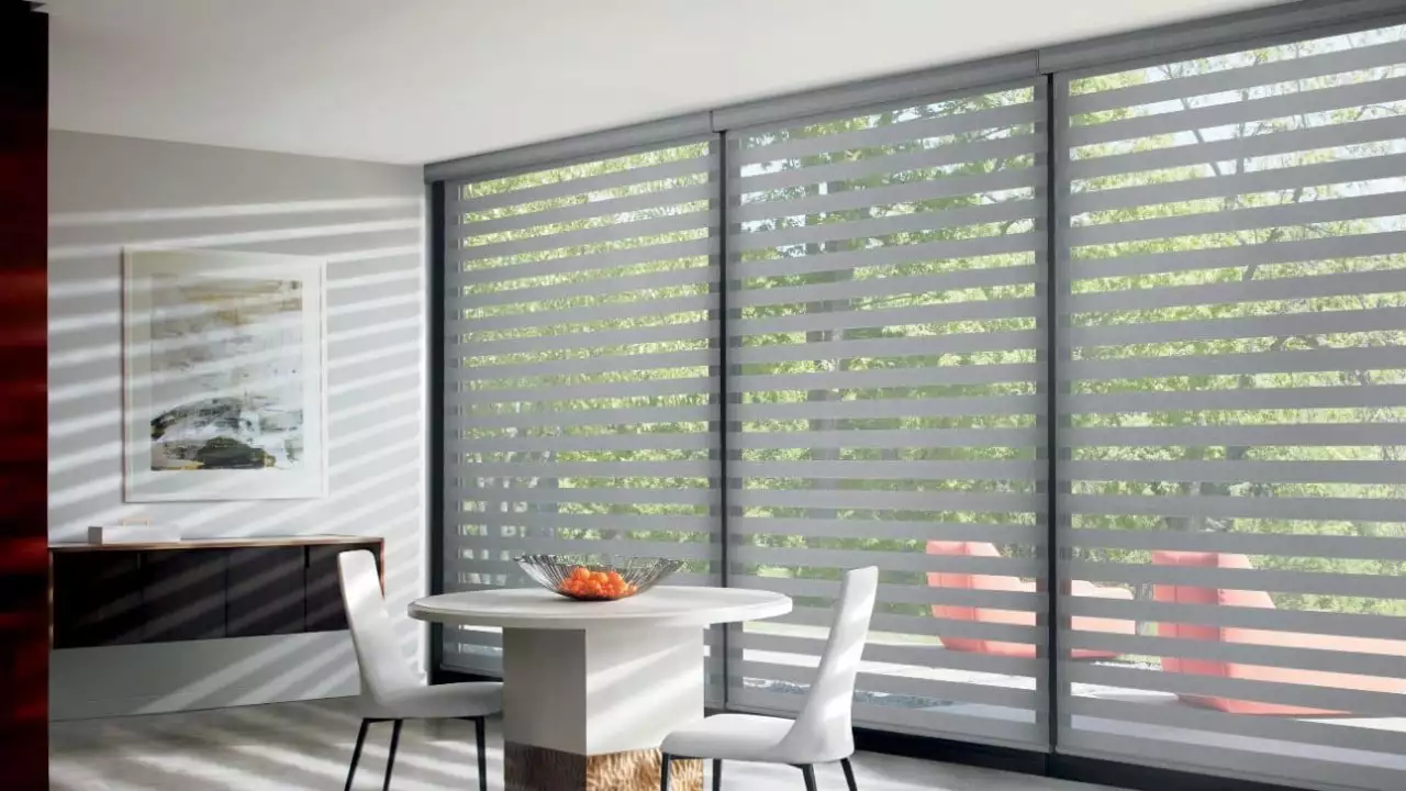 ✨ راهنمای جامع شستن پرده زبرا؛ ویژه‌ی خانه‌ تکانی بی‌نقص ✨